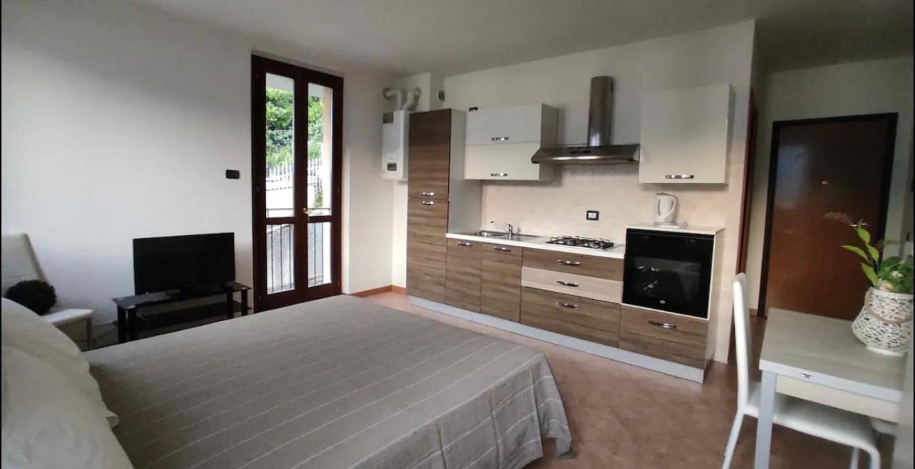 Appartamenti Regina Lake Como Dorio Екстер'єр фото